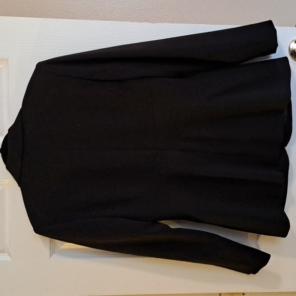 Isabella Suits Business Black Pin Stripe Suit Women's Size 10 - Picture 8 of 15